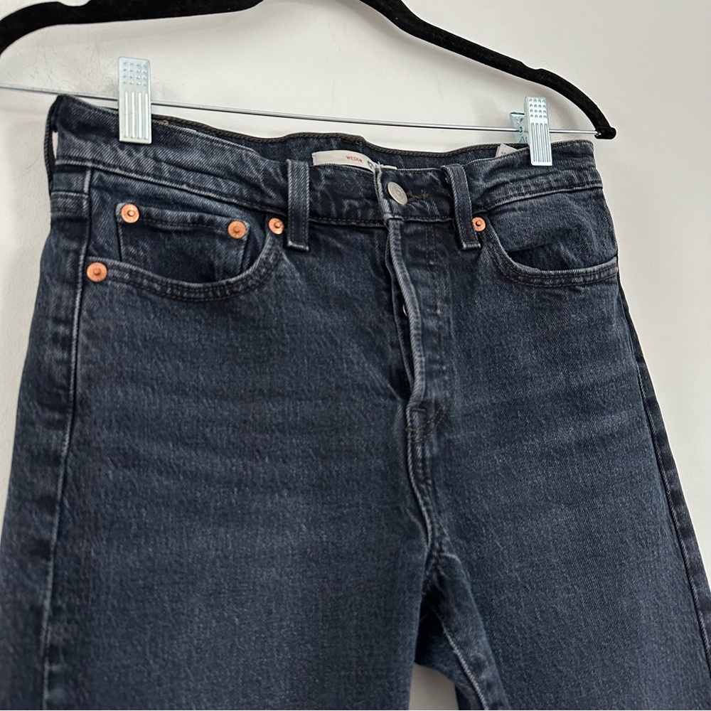 LEVI’S Wedgie Icon Fit Jeans - Picture 6 of 15